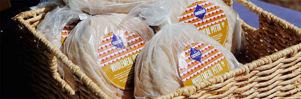 Celebrate National Picnic Week with pitta bread and summer dips