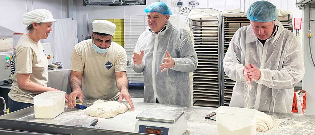 A visit to Mamoosh from Sir Ed Davey and local MP